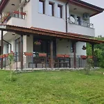 бадевски рай-къща вяра Badevtsi